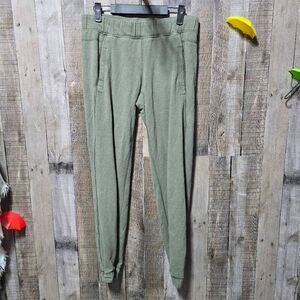 Lululemon Olive Green Joggers Sz 6